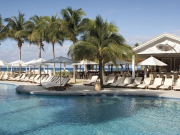 Ritz GrandCayman 00163 920x518