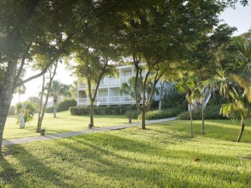 Parrotcay Gallery Garden