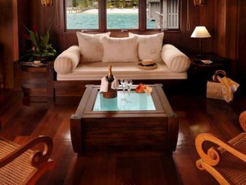 HL Royallivingroom01 15 675x359 FitToBoxSmallDimension Center