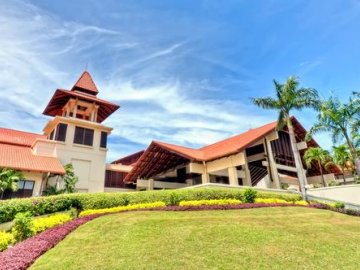 Lrg 853 The Magellan Sutera Entrance