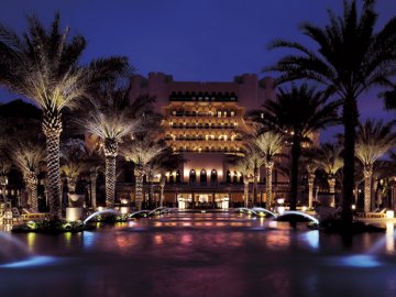 Ritz AlBustanPalace 00002 920x518