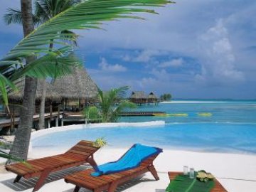 Medium 150 Photo Tik 06 Swimming Pool