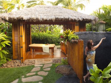 Anara Outdoor Shower