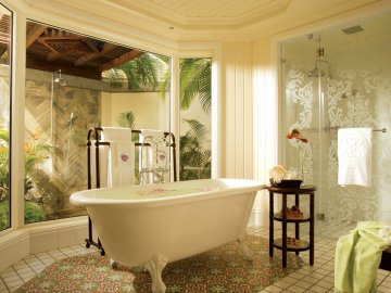 Ocean Suite Bathroom