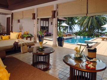 GalleryThumb31 BeachVilla2Bedrooms LivingArea