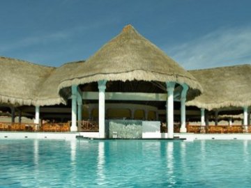 Grand Palladium Colonial Resort & Spa