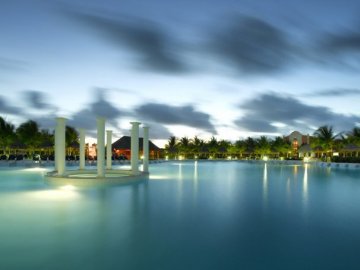 Grand Palladium Colonial Resort & Spa