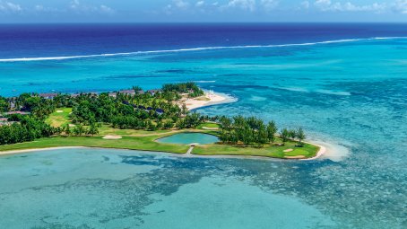 Paradis Beachcomber Golf Resort & Spa Villas